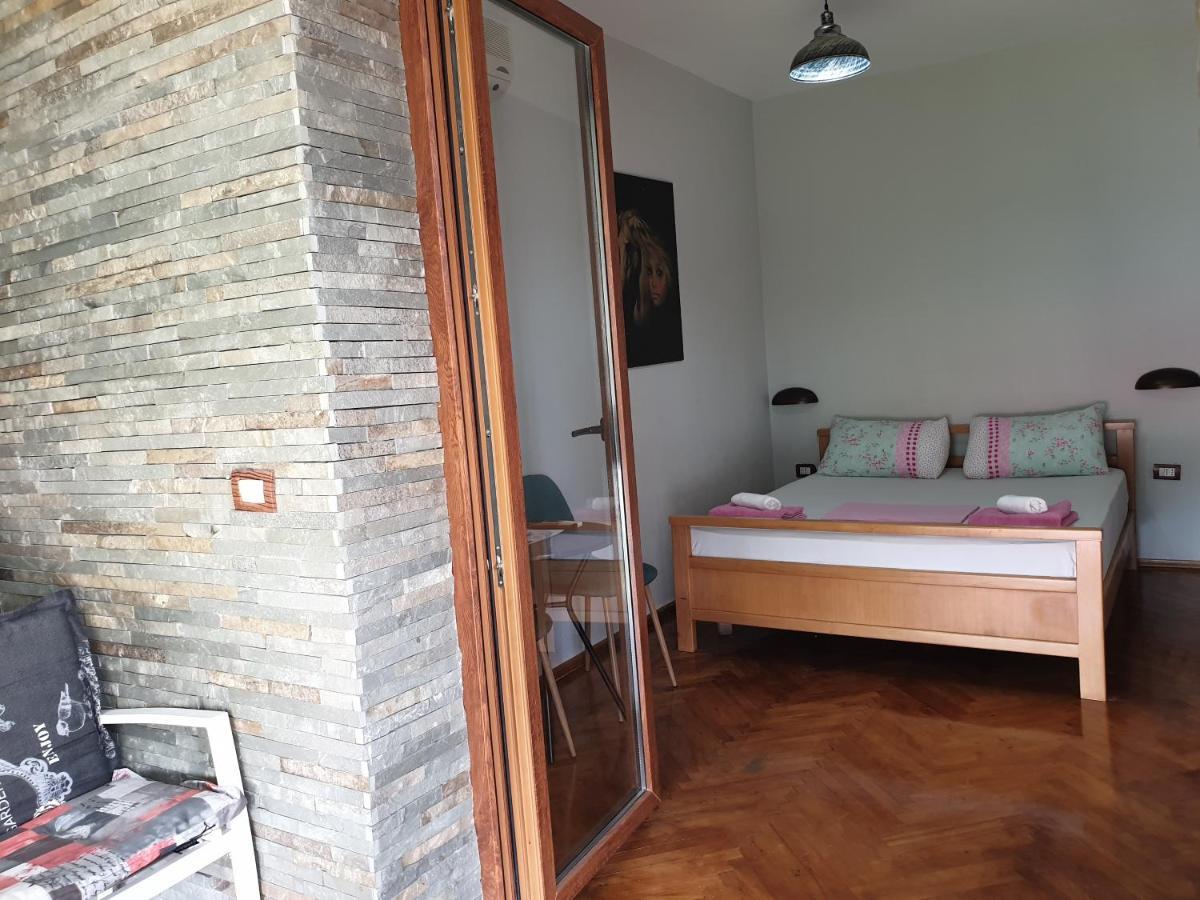 Appartement Elisabet Tirana Extérieur photo